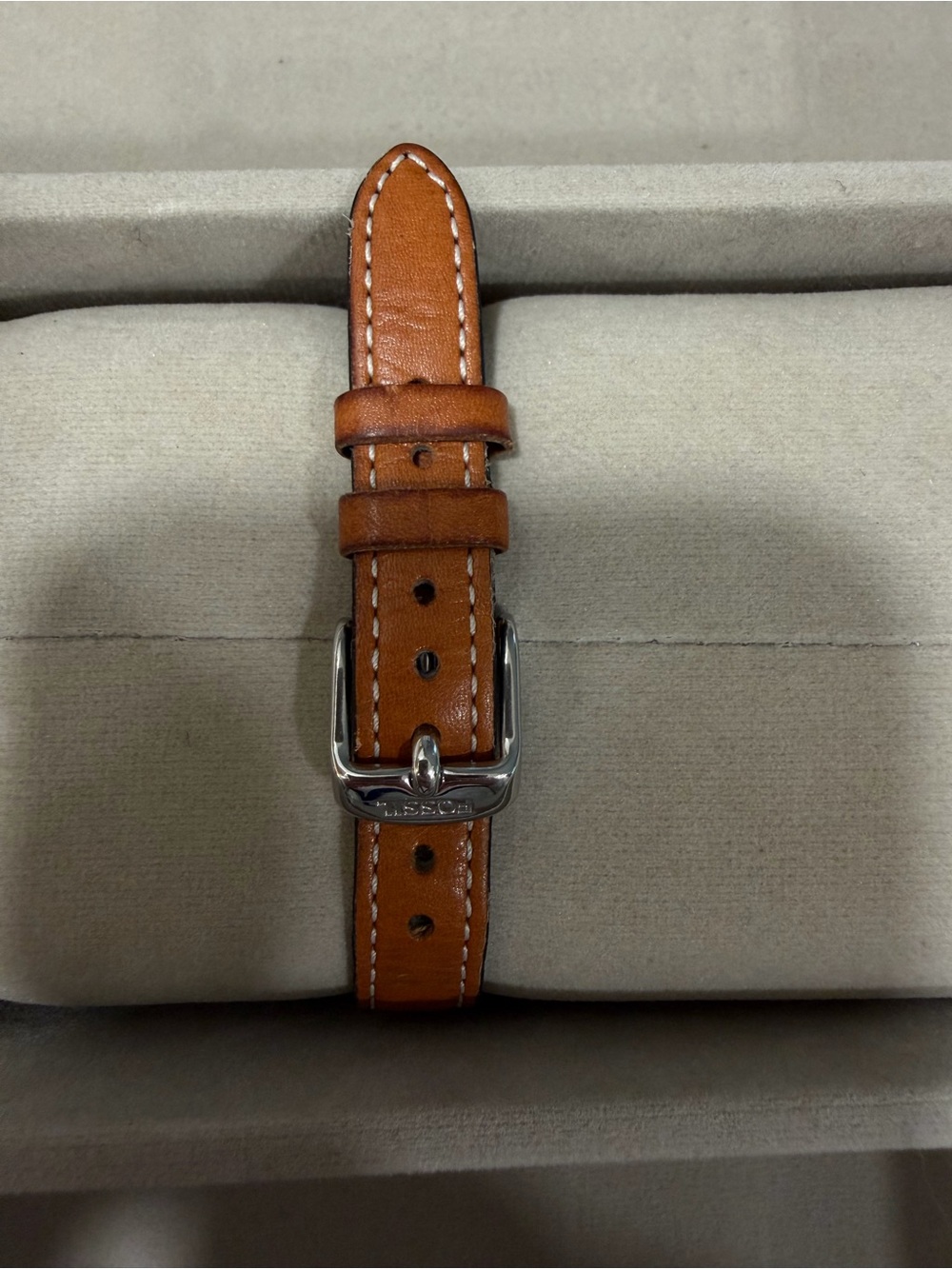 Leather Watch - Picture 3 of 4